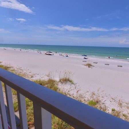 Holiday Villas II Clearwater Beach Exterior photo