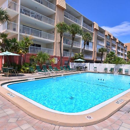 Holiday Villas II Clearwater Beach Exterior photo