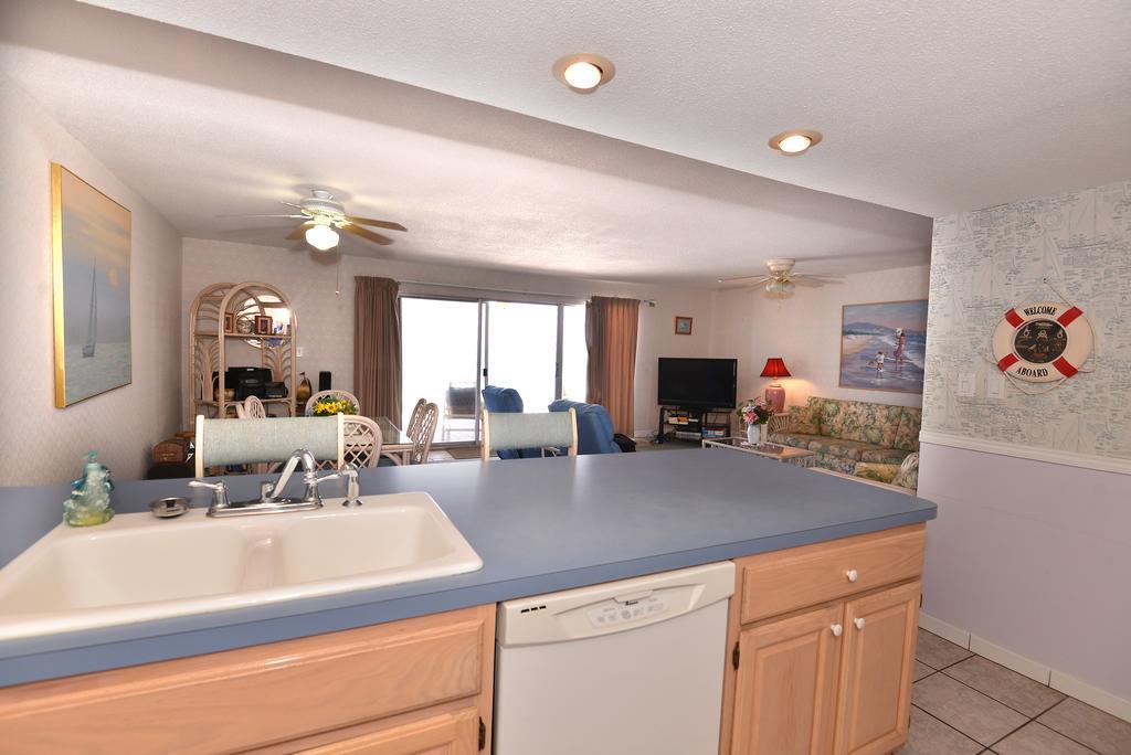 Holiday Villas II Clearwater Beach Exterior photo
